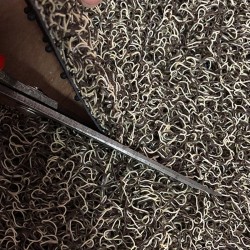 Thảm Nhựa Rối Dày Nâu Sữa