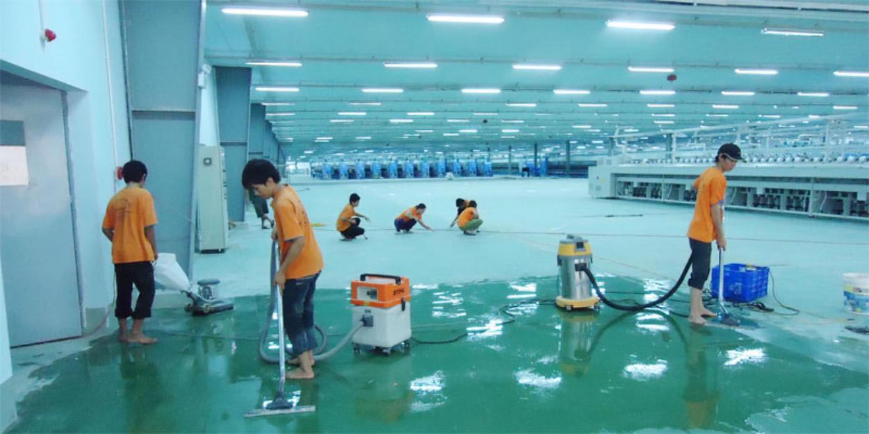 Kiểm tra mặt bằng và vệ sinh mặt sàn