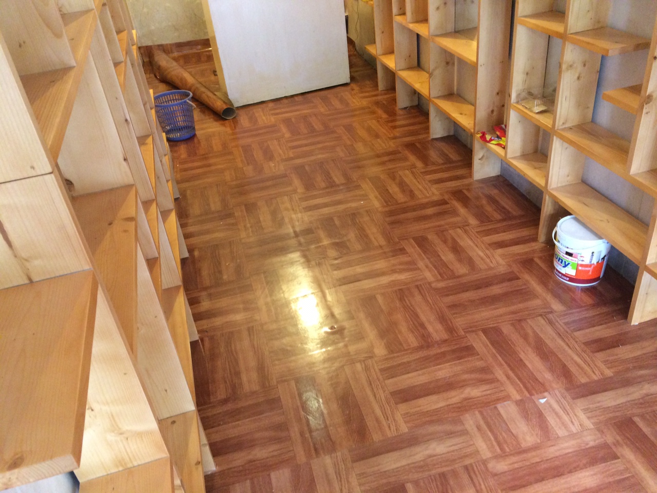 Bảng giá thảm lót sàn nhựa giá gỗ