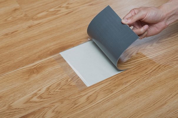 Thảm lót sàn nhựa giả gỗ